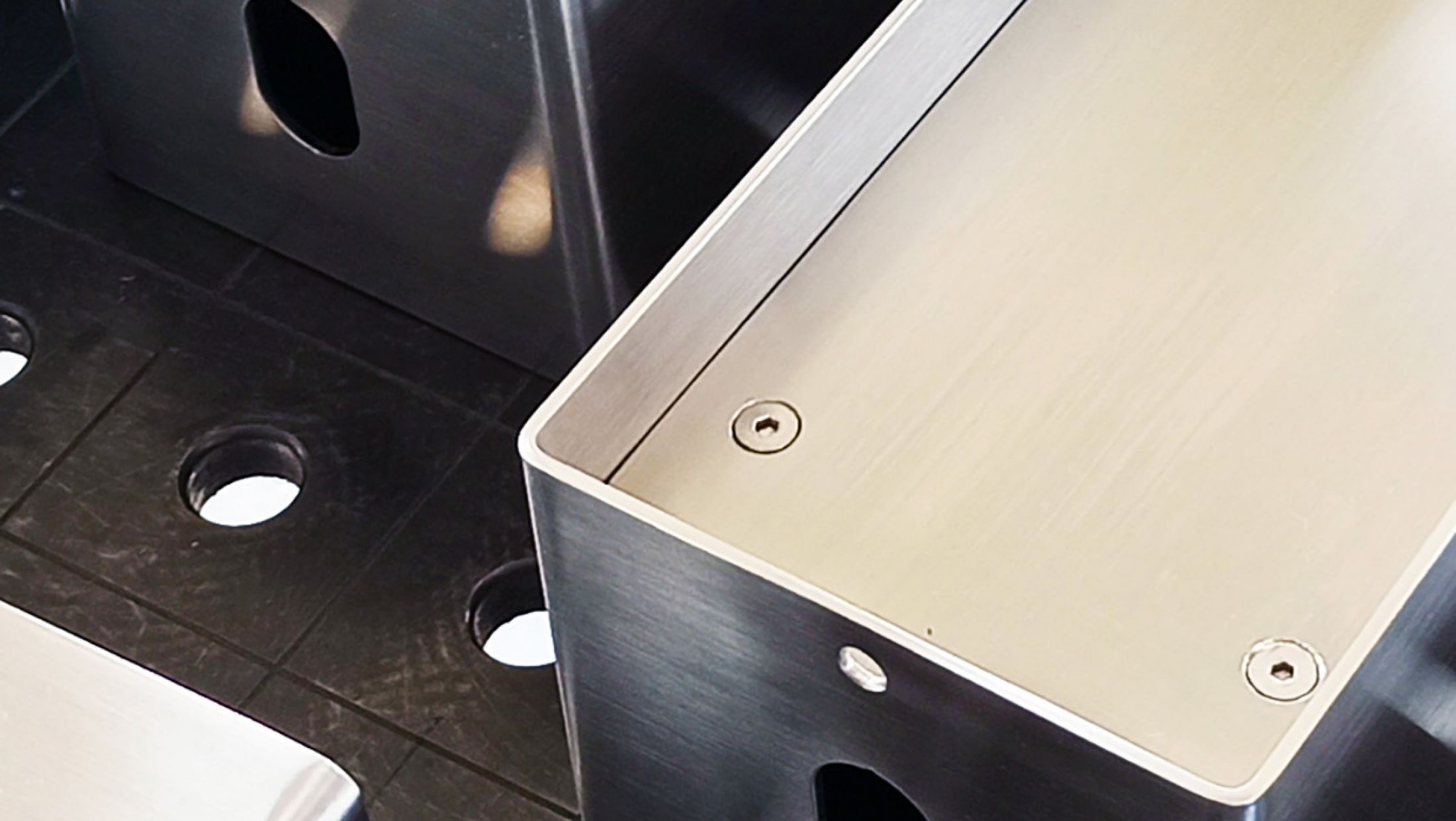 Metalna galanterija - interijeri