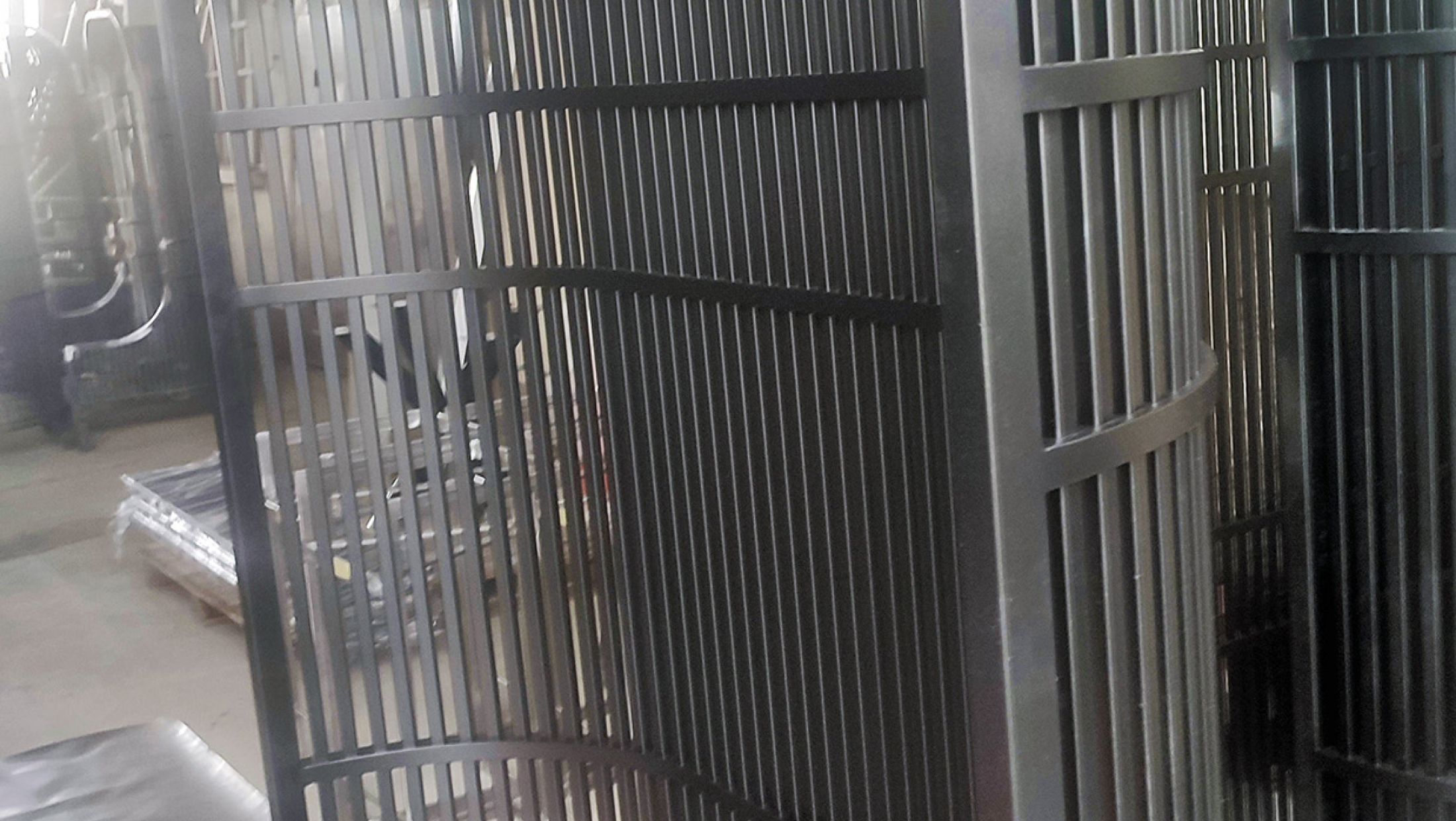 Metalna galanterija - interijeri